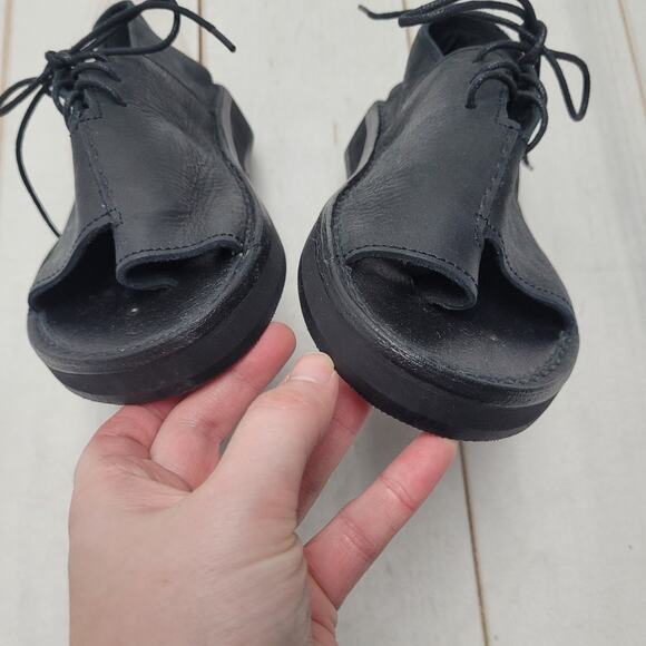 Bread & Butter Italy black leather toe strap sandals moccasins chunky - Picture 5 of 9